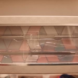 Perfect pimple poppin' kit